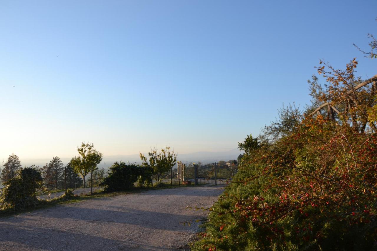 Locazione Turistica Villa Delle Rose Asís Exterior foto